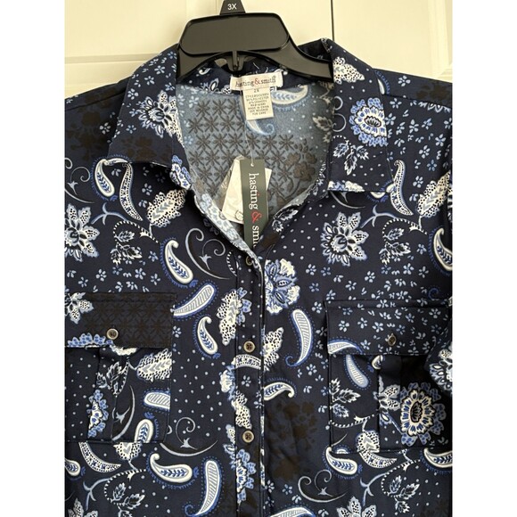HASTING & SMITH WOMEN'S TOP NAVY FLORAL/PAISLEY GRAPHIC BUTTON DOWN ROLL SLEEVE - Picture 8 of 8